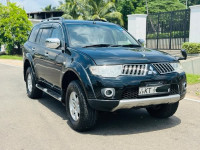 Mitsubishi Montero Sport 2012 SUV for sale Yakkala