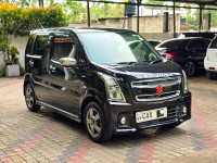 Suzuki Wagon R Stingray 2017 Car for sale Nittambuwa