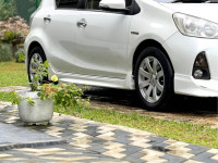 Toyota Aqua S Limited 2014 Car for sale Mirigama