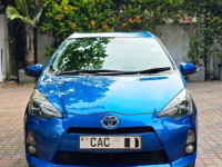 Toyota Aqua G Grade 2013 Car for sale Kalagedihena