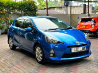 Toyota Aqua G Grade 2013 Car for sale Kalagedihena