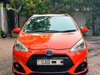 Toyota Aqua 2015 Car for sale Kalagedihena
