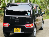 Suzuki Wagon R Stingray 2017 Car for sale Gampaha