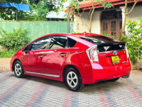 Toyota Prius 2013 Car for sale Nittambuwa