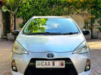 Toyota Aqua 2012 Car for sale Kalagedihena