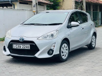 Toyota Aqua 2017 Car for sale Dikwella