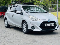 Toyota Aqua 2017 Car for sale Dikwella