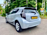 Toyota Aqua G Grade 2013 Car for sale Makola