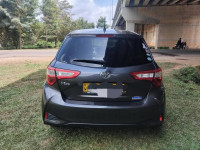 Toyota Vitz 2017 Car for sale Kadawatha