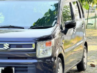 Toyota wagon R Fx 2017 Car for sale Kurunegala