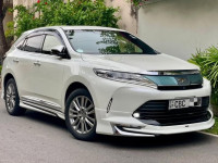 Toyota harrier premium 2017 SUV for sale Negombo