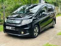 Honda Spike 2013 Car for sale Veyangoda