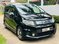 Honda Spike 2013 Car for sale Veyangoda