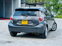 Toyota Aqua S Grade 2012 Car for sale Nittambuwa