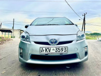 Toyota Prius 3rd 2011 Car for sale Kiribathgoda