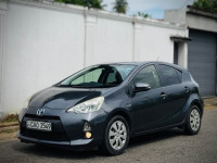 Toyota Aqua S Grade 2013 Car for sale Nittambuwa