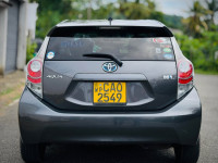 Toyota Aqua S Grade 2013 Car for sale Nittambuwa