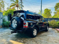 Mitsubishi Montero V6 2003 SUV for sale Polgahawela