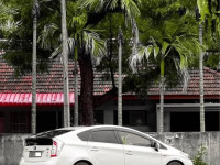 Toyota Prius G Touring 2011 Car for sale Battaramulla