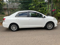 Toyota Belta 2007 Car for sale Mount Lavinia