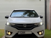 Honda FIT GPS S 2015 Car for sale Puttalam