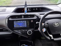 Toyota aqua eagle eye 2018 Car for sale Gampaha