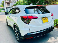 Honda Vezel RS Sensing 2017 SUV for sale Matara