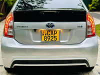 Toyota Prius s Led 2013 Car for sale Panadura