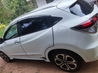 Honda Vezel 2015 SUV for sale Gampaha