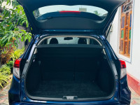 Honda Vezel 2014 Car for sale Ampara