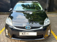 Toyota prius 3rd Gen S Grade 2009 Car for sale Gampaha