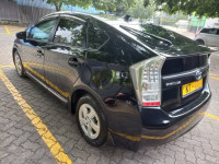 Toyota prius 3rd Gen S Grade 2009 Car for sale Gampaha