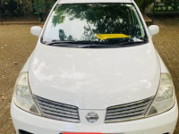 Nissan Tiida 2004 Car for sale Gampaha