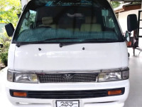 Nissan Caravan 1993 Van for sale Kandy
