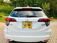 Honda Vezel 2015 SUV for sale Nittambuwa