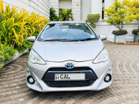 Toyota Aqua Urban 2015 Car for sale Nittambuwa