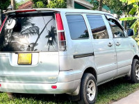 Toyota Noah 2000 Van for sale Negombo