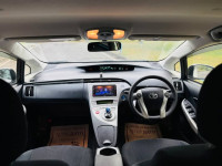 Toyota Prius 2014 Car for sale Nittambuwa