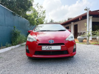 Toyota Aqua 2013 Car for sale Badulla
