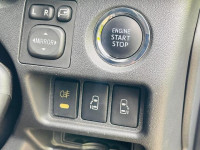 Toyota KDH 2017 Van for sale Mount Lavinia