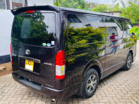 Toyota KDH 2017 Van for sale Mount Lavinia