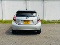 Toyota Aqua Urban 2013 Car for sale Nittambuwa