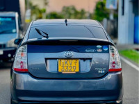 Toyota Prius 2009 Car for sale Piliyandala