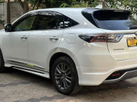 Toyota Harrier 2016 SUV for sale Mount Lavinia