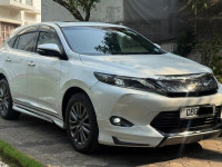 Toyota Harrier 2016 SUV for sale Mount Lavinia