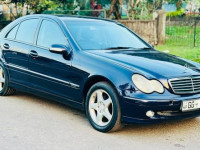 Mercedes-Benz C 220 2000 Car for sale Gampaha