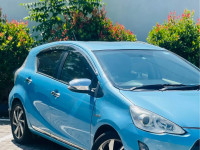 Toyota Aqua G Urban 2012 Car for sale Athurugiriya