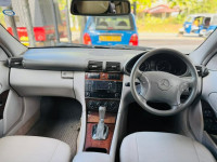 Mercedes-Benz C230 Sports 2006 Car for sale Gampaha