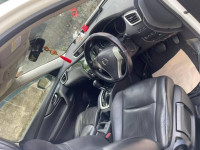 Nissan X-Trail HT32 2016 SUV for sale Colombo