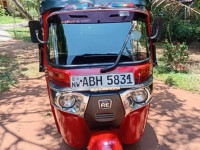 Bajaj RE 2017 Three Wheel for sale Kurunegala